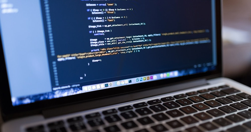 python爬蟲獲取網(wǎng)頁數(shù)據(jù)的方法（網(wǎng)站內(nèi)容爬?。?/>Requests：一個簡單易用的庫，用于發(fā)送 HTTP 請求并處理響應(yīng)。<br/>Beautiful Soup：一個用于解析 HTML 和 XML 文檔的庫，它提供了方便的方法來提取頁面中的數(shù)據(jù)。<br/>Scrapy：一個強(qiáng)大的爬蟲框架，可以處理復(fù)雜的數(shù)據(jù)抓取和處理任務(wù)。它提供了許多高級功能，如并發(fā)請求、數(shù)據(jù)處理管道和持久化存儲等。<br/>以下是一些常用的庫和它們的簡單使用示例：<br/><br/>使用 requests 庫獲取網(wǎng)頁源代碼：<br/>requests 庫是一個流行的 HTTP 客戶端庫，用于發(fā)送網(wǎng)絡(luò)請求并接收響應(yīng)。<br/><br/>安裝 requests 庫：<br/></p><p>python代碼</p><p>pip install requests</p><p>示例：<br/><br/>python代碼<br/>import requests<br/><br/>url = "https://example.com"<br/>response = requests.get(url)<br/><br/>if response.status_code == 200:<br/>    page_content = response.text<br/>    print(page_content)<br/>else:<br/>    print("Failed to fetch the web page")<br/>使用 BeautifulSoup 解析網(wǎng)頁內(nèi)容：<br/>BeautifulSoup 是一個用于解析 HTML 和 XML 文檔的庫，它可以幫助您提取網(wǎng)頁中的數(shù)據(jù)。<br/><br/>安裝 BeautifulSoup 和 lxml 庫：<br/><br/></p><p>python代碼</p><p>pip install beautifulsoup4 lxml</p><p>示例：<br/><br/>python代碼<br/>import requests<br/>from bs4 import BeautifulSoup<br/><br/>url = "https://example.com"<br/>response = requests.get(url)<br/><br/>if response.status_code == 200:<br/>    page_content = response.text<br/>    soup = BeautifulSoup(page_content, "lxml")<br/><br/>    # 提取所有的段落標(biāo)簽<br/>    paragraphs = soup.find_all("p")<br/>    for p in paragraphs:<br/>        print(p.text)<br/>else:<br/>    print("Failed to fetch the web page")<br/>使用 Scrapy 構(gòu)建更復(fù)雜的網(wǎng)絡(luò)爬蟲：<br/>Scrapy 是一個功能強(qiáng)大的 Python 網(wǎng)絡(luò)爬蟲框架，它提供了許多工具和功能來幫助您構(gòu)建復(fù)雜的網(wǎng)絡(luò)爬蟲。<br/><br/>安裝 Scrapy 庫：<br/><br/></p><p>python代碼</p><p>pip install scrapy</p><p>要開始使用 Scrapy，您需要創(chuàng)建一個新的 Scrapy 項目，然后定義一個爬蟲類。以下是一個簡單的 Scrapy 爬蟲示例：<br/><br/>python代碼<br/># myspider.py<br/>import scrapy<br/><br/>class MySpider(scrapy.Spider):<br/>    name = "myspider"<br/>    start_urls = ["https://example.com"]<br/><br/>    def parse(self, response):<br/>        for p in response.css("p"):<br/>            yield {"text": p.extr<a href=
