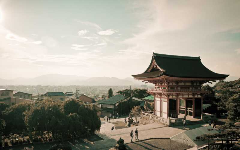 如何起訴物業(yè)文案簡短范文